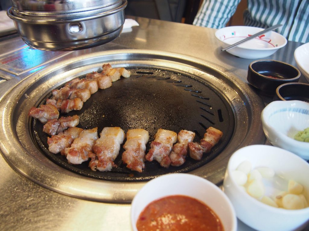 韓国サムギョプサル